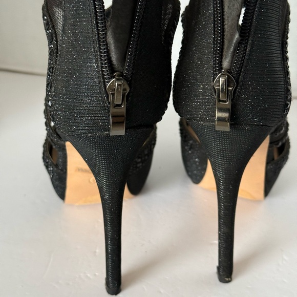 Gorgeous Special Occasion Sandals - Picture 6 of 13